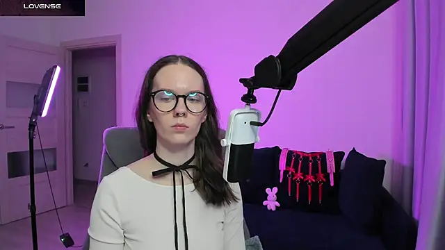 DivineBite online show from 2, 3, 2026