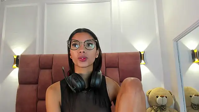 Snapshot of liagirl_cute chatting on 9, 1, 2025 liagirl cute online show from 9, 1, 2025