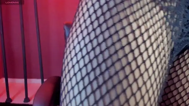 Snapshot of liagirl_cute chatting on 2, 3, 2025 liagirl cute online show from 2, 3, 2025