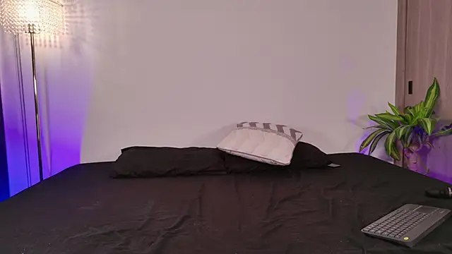 Snapshot of liagirl_cute chatting on 26, 4, 2026 liagirl cute online show from 26, 4, 2026