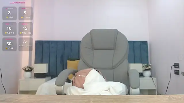 Snapshot of kimara_lion chatting on 12, 11, 2025 kimara lion online show from 12, 11, 2025