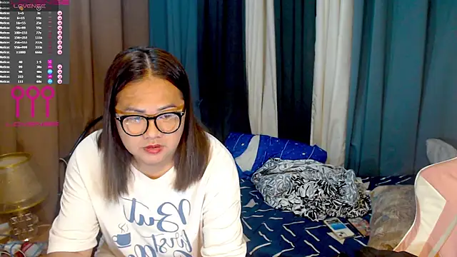 Snapshot of MagnificatMistress chatting on 16, 10, 2025 MagnificatMistress online show from 16, 10, 2025