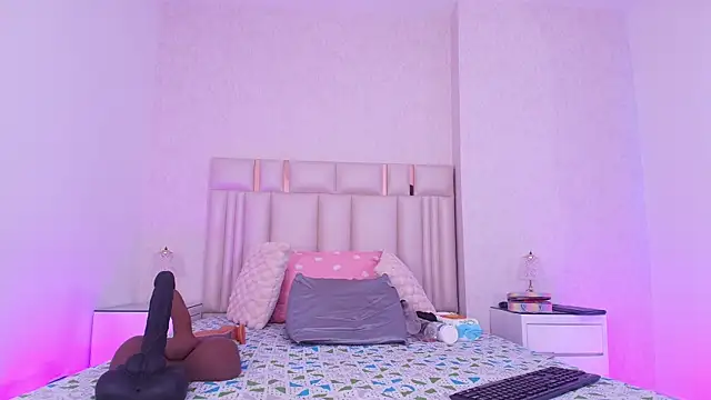 Snapshot of _carolina_fox chatting on 13, 5, 2026 carolina fox online show from 13, 5, 2026