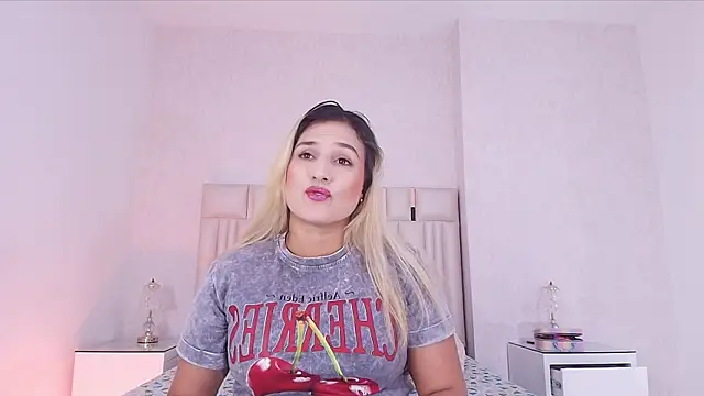 Snapshot of _carolina_fox chatting on 18, 6, 2026 carolina fox online show from 18, 6, 2026