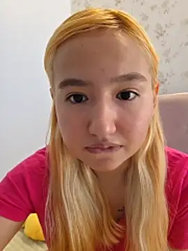 Pinkie Princes online show from 4, 12, 2025