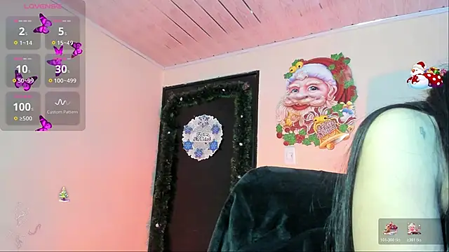 Snapshot of candymills1 chatting on 18, 12, 2025 candymills1 online show from 18, 12, 2025