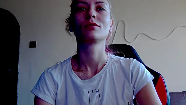 karo123421 online show from 19, 10, 2025