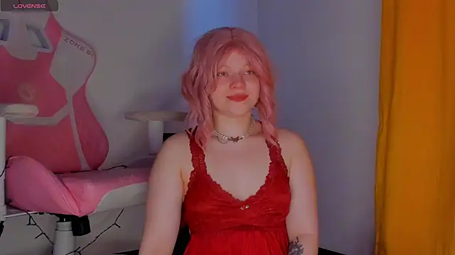Snapshot of SueNiceeeee chatting on 1, 7, 2026 SueNiceeeee online show from 1, 7, 2026