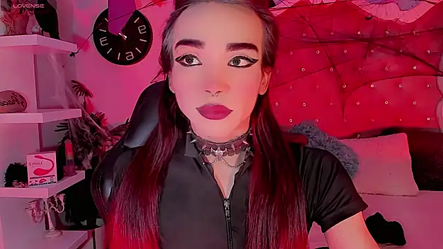 Snapshot of LeyXandrabraz chatting on 28, 10, 2025 LeyXandrabraz online show from 28, 10, 2025