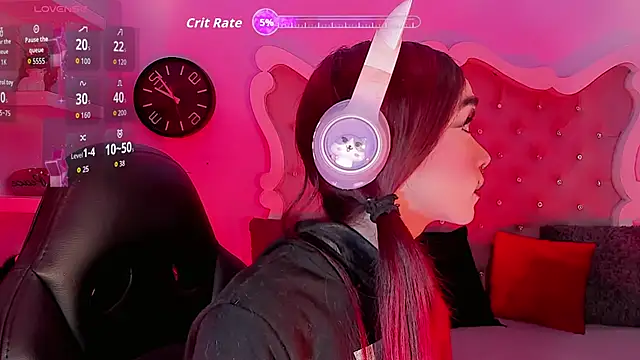 Snapshot of LeyXandrabraz chatting on 13, 11, 2025 LeyXandrabraz online show from 13, 11, 2025