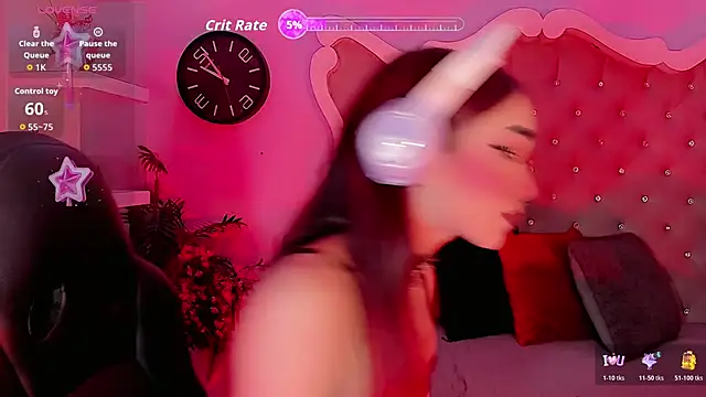 Snapshot of LeyXandrabraz chatting on 14, 11, 2025 LeyXandrabraz online show from 14, 11, 2025