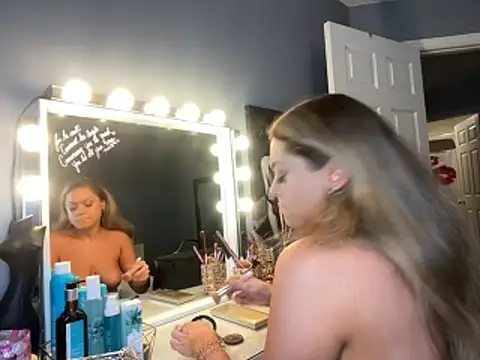 Alexaluxee online show from 18, 10, 2025