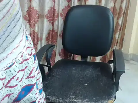 HOT CHILLY online show from 24, 6, 2026