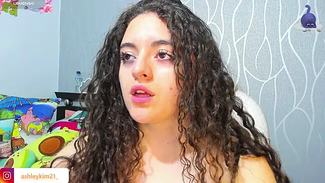 AshleyKim  online show from 18, 9, 2025