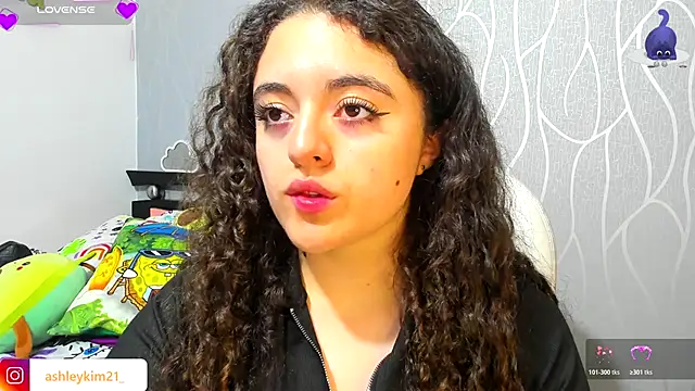 AshleyKim  online show from 6, 11, 2025