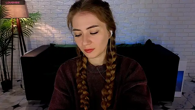 Adelyna Bird online show from 17, 3, 2025