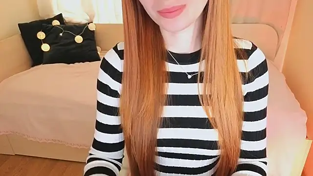 Adelyna Bird online show from 18, 12, 2025