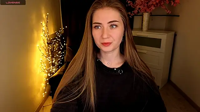 Adelyna Bird online show from 29, 5, 2026
