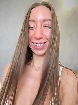 Snapshot of EvaCatt chatting on 4, 3, 2026 EvaCatt online show from 4, 3, 2026