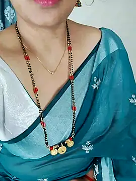 Snapshot of Indian_desi_wife chatting on 13, 11, 2025 Indian desi wife online show from 13, 11, 2025