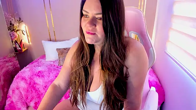 Snapshot of lena_paulxo chatting on 19, 6, 2026 lena paulxo online show from 19, 6, 2026