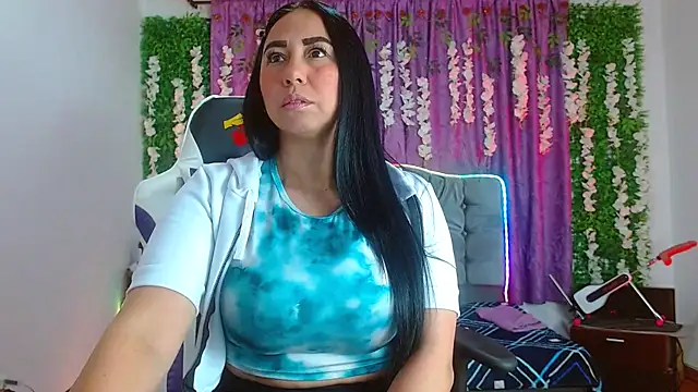 ariana-lopez online show from 18, 9, 2025