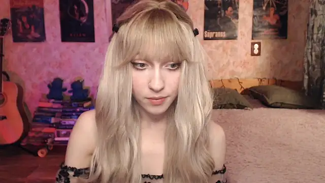 Friendly Ellie online show from 4, 2, 2025