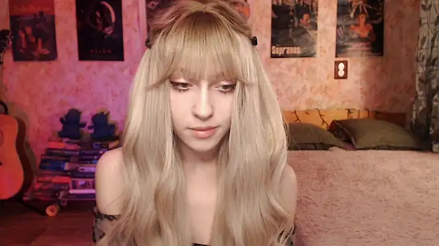 Friendly Ellie online show from 28, 2, 2025