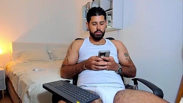 Justyn Torres online show from 11, 2, 2026