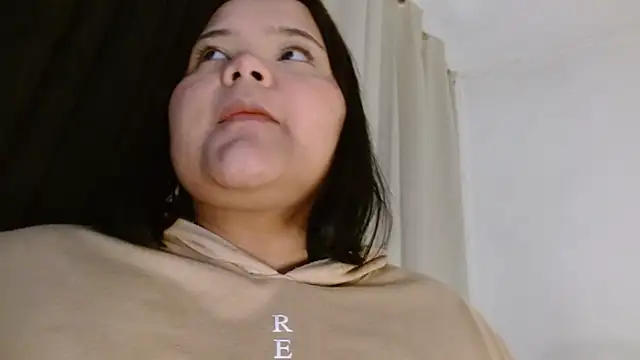 Snapshot of sexychubby___ chatting on 4, 1, 2025 sexychubby    online show from 4, 1, 2025