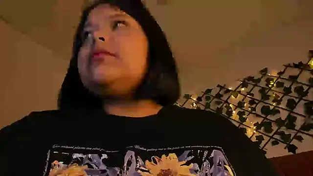 Snapshot of sexychubby___ chatting on 23, 2, 2025 sexychubby    online show from 23, 2, 2025