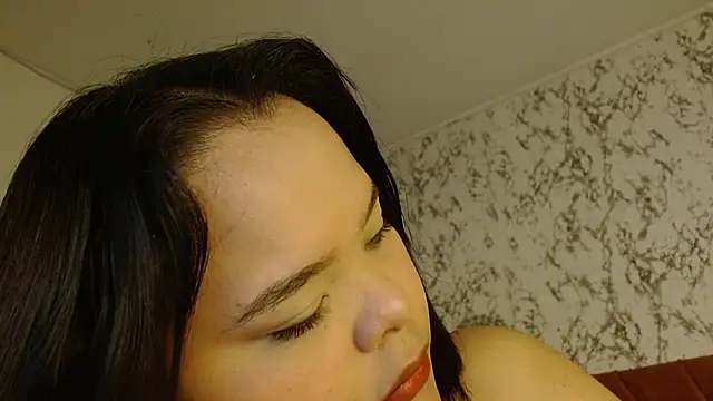 Snapshot of sexychubby___ chatting on 28, 9, 2025 sexychubby    online show from 28, 9, 2025