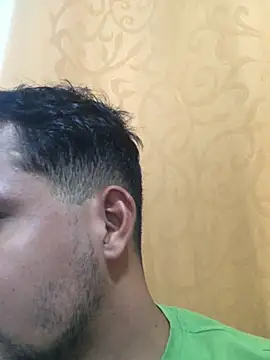 Snapshot of ElsecretodeBruno chatting on 19, 2, 2025 ElsecretodeBruno online show from 19, 2, 2025