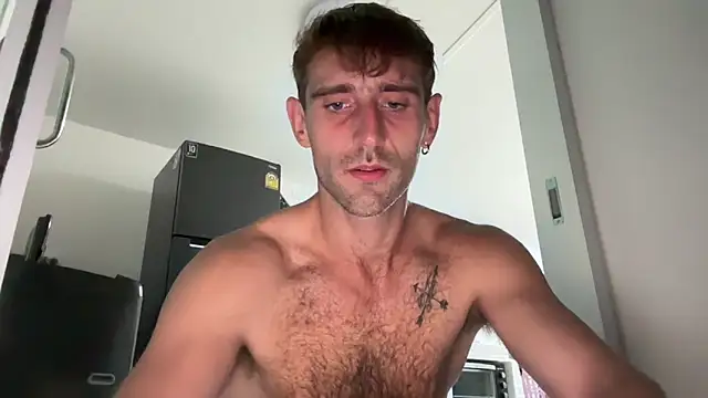 Snapshot of lukegunn chatting on 28, 1, 2025 lukegunn online show from 28, 1, 2025