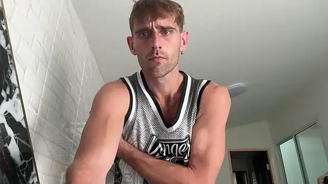 Snapshot of lukegunn chatting on 13, 3, 2025 lukegunn online show from 13, 3, 2025