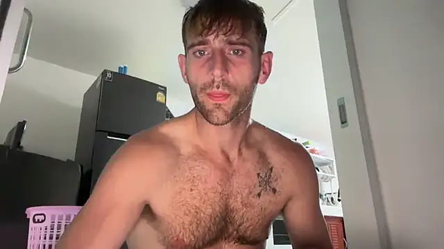 Snapshot of lukegunn chatting on 16, 3, 2025 lukegunn online show from 16, 3, 2025