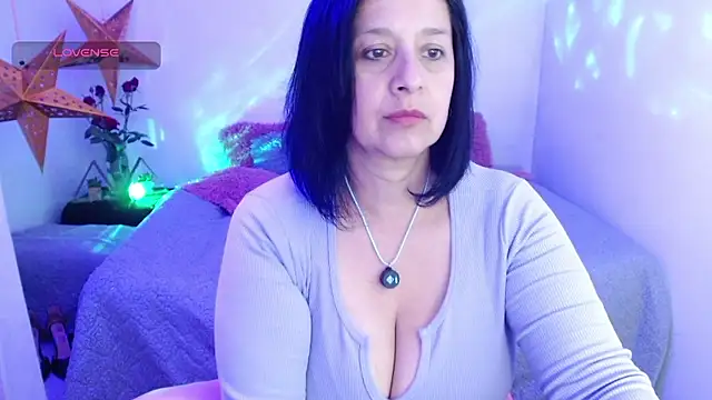 camilalatti online show from 11, 1, 2026