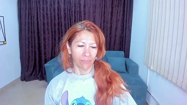 Snapshot of cintiagreyx chatting on 3, 11, 2025 cintiagreyx online show from 3, 11, 2025