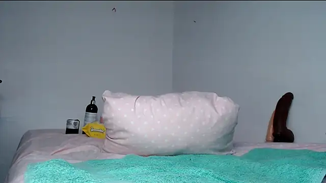 karolgirl-1 online show from 21, 4, 2026