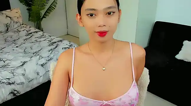 GenesisCastillano online show from 11, 2, 2025