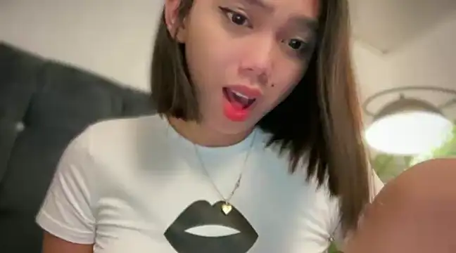 GenesisCastillano online show from 23, 2, 2025