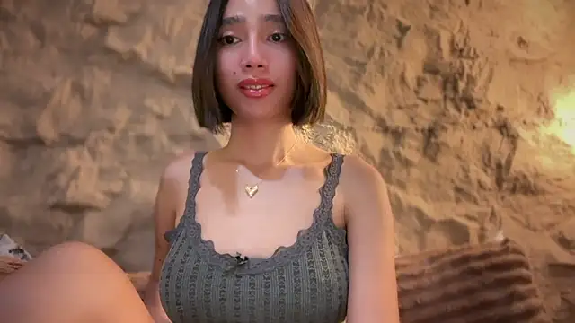 GenesisCastillano online show from 13, 5, 2026