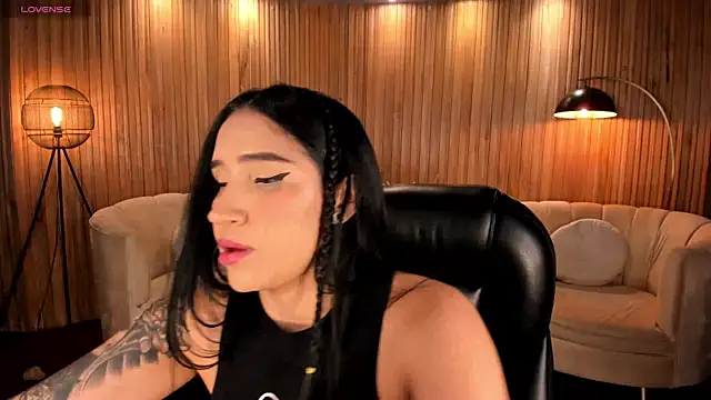 Snapshot of NickyLawson chatting on 9, 10, 2025 NickyLawson online show from 9, 10, 2025