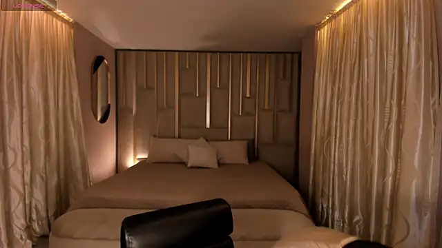 Snapshot of NickyLawson chatting on 14, 11, 2025 NickyLawson online show from 14, 11, 2025