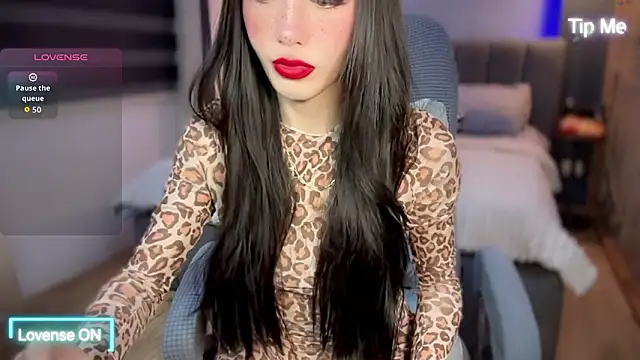 Snapshot of UrdreamTSgirl chatting on 1, 2, 2026 UrdreamTSgirl online show from 1, 2, 2026