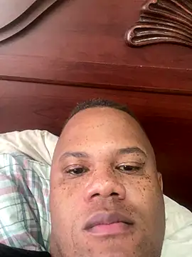 Iced cloudz online show from 16, 12, 2025