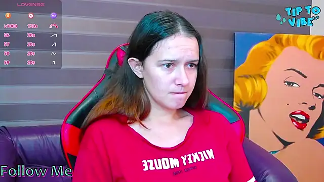 iris nikhols online show from 11, 9, 2025