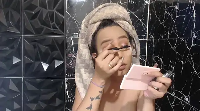 Snapshot of MissKeanna chatting on 6, 3, 2025 MissKeanna online show from 6, 3, 2025