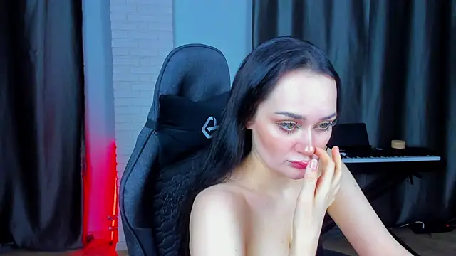 Snapshot of QueenAliss chatting on 28, 1, 2025 QueenAliss online show from 28, 1, 2025