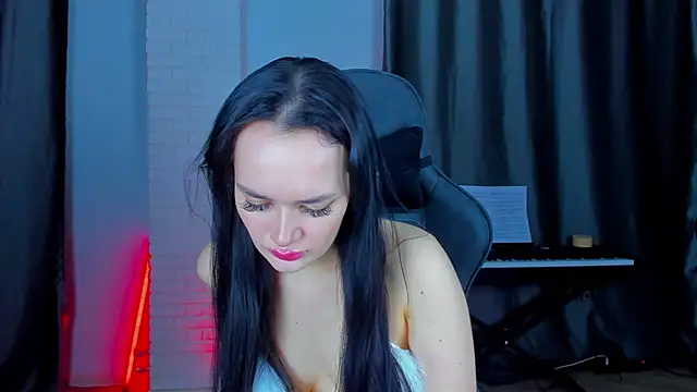 Snapshot of QueenAliss chatting on 11, 2, 2025 QueenAliss online show from 11, 2, 2025